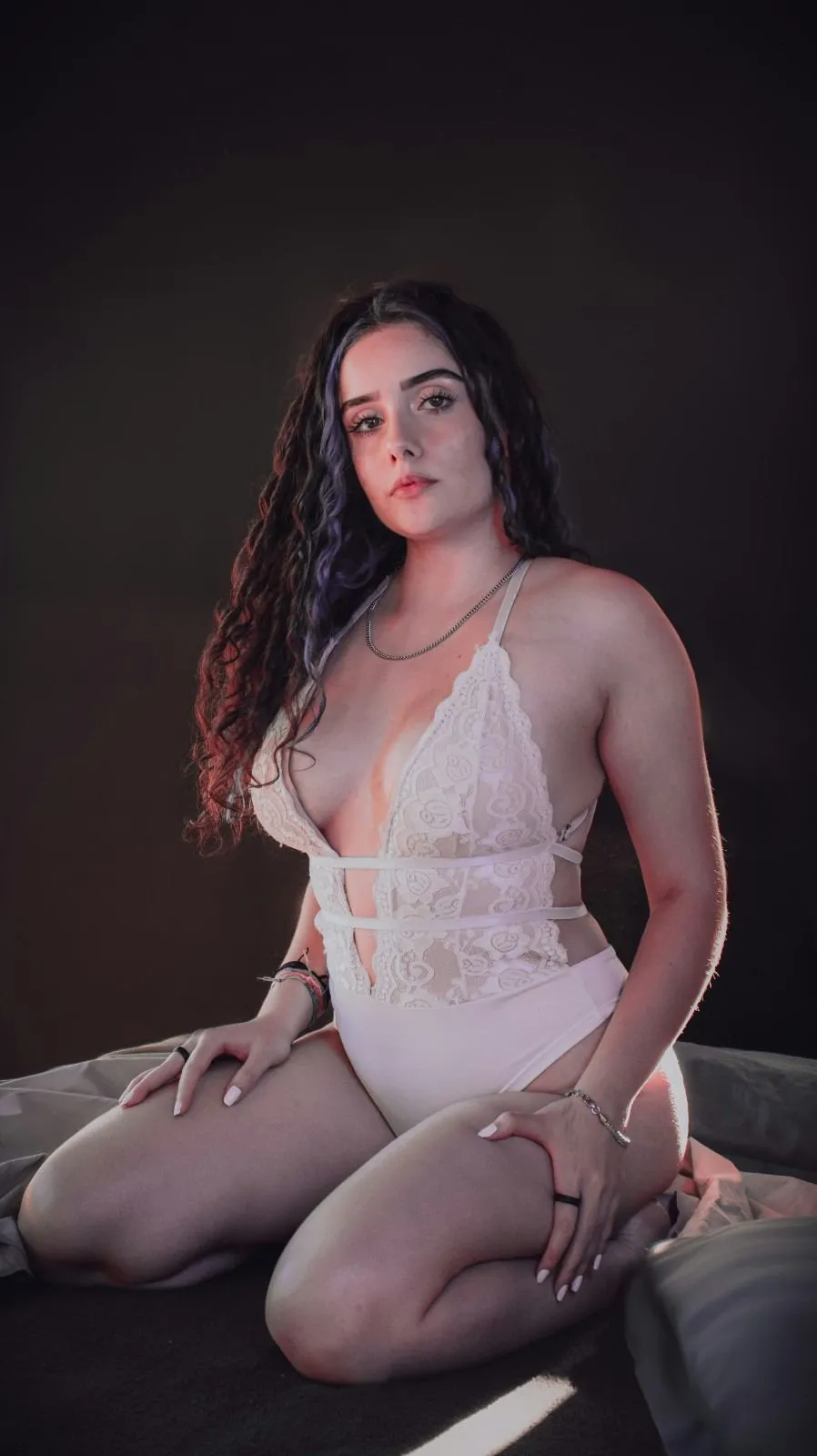 OneAmour Featured Dating Profile Janet